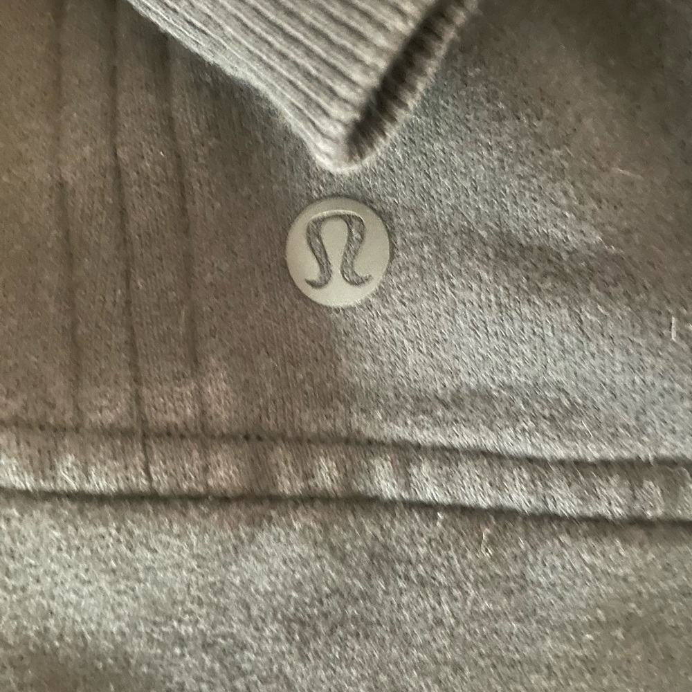Lululemon Hoodie in Black